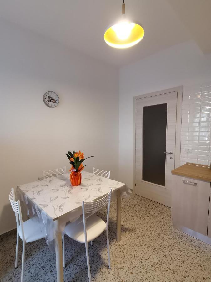 Domus Lineker Apartment Венафро Екстериор снимка