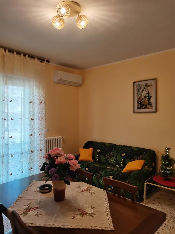 Domus Lineker Apartment Венафро Екстериор снимка